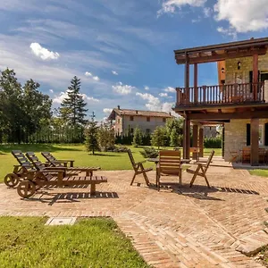 Villa Joivy Superb With Tennis Court, Garden And Bbq Area, Valle (Piacenza, Emilia-Romagna)